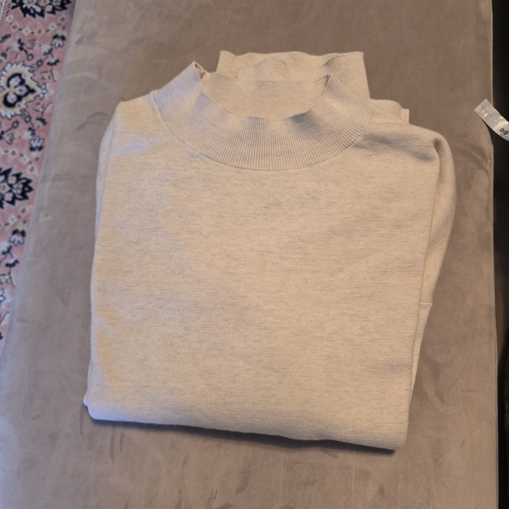 Massimo Dutti Off-White Knit Top